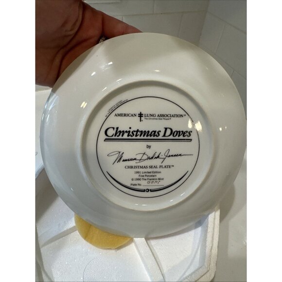 Franklin Mint Christmas Seal 1991 "Christmas Doves" by Maureen Drdak-Jensen Plat - Picture 5 of 5